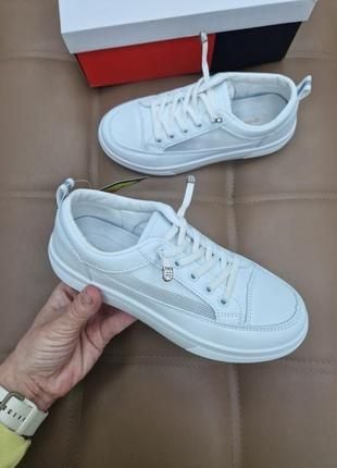 Взуття 33-38 білий