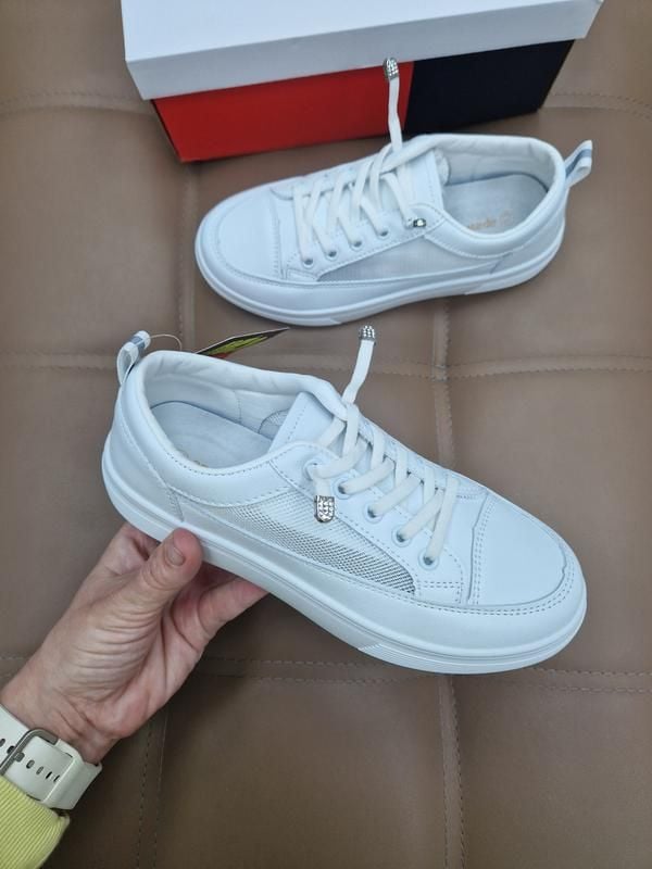 Взуття 33-38 білий