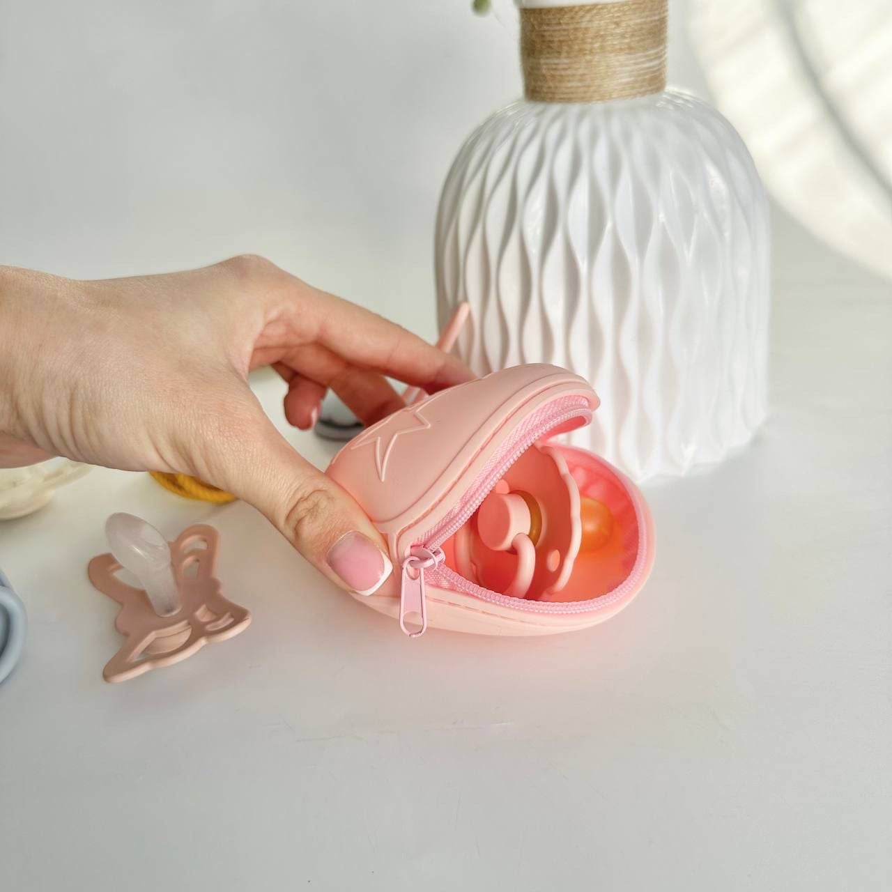 Чохол для пустушки Зірочка рожевий