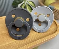 Пустушка Colour Latex Symmetrical сірий 6-18(р)