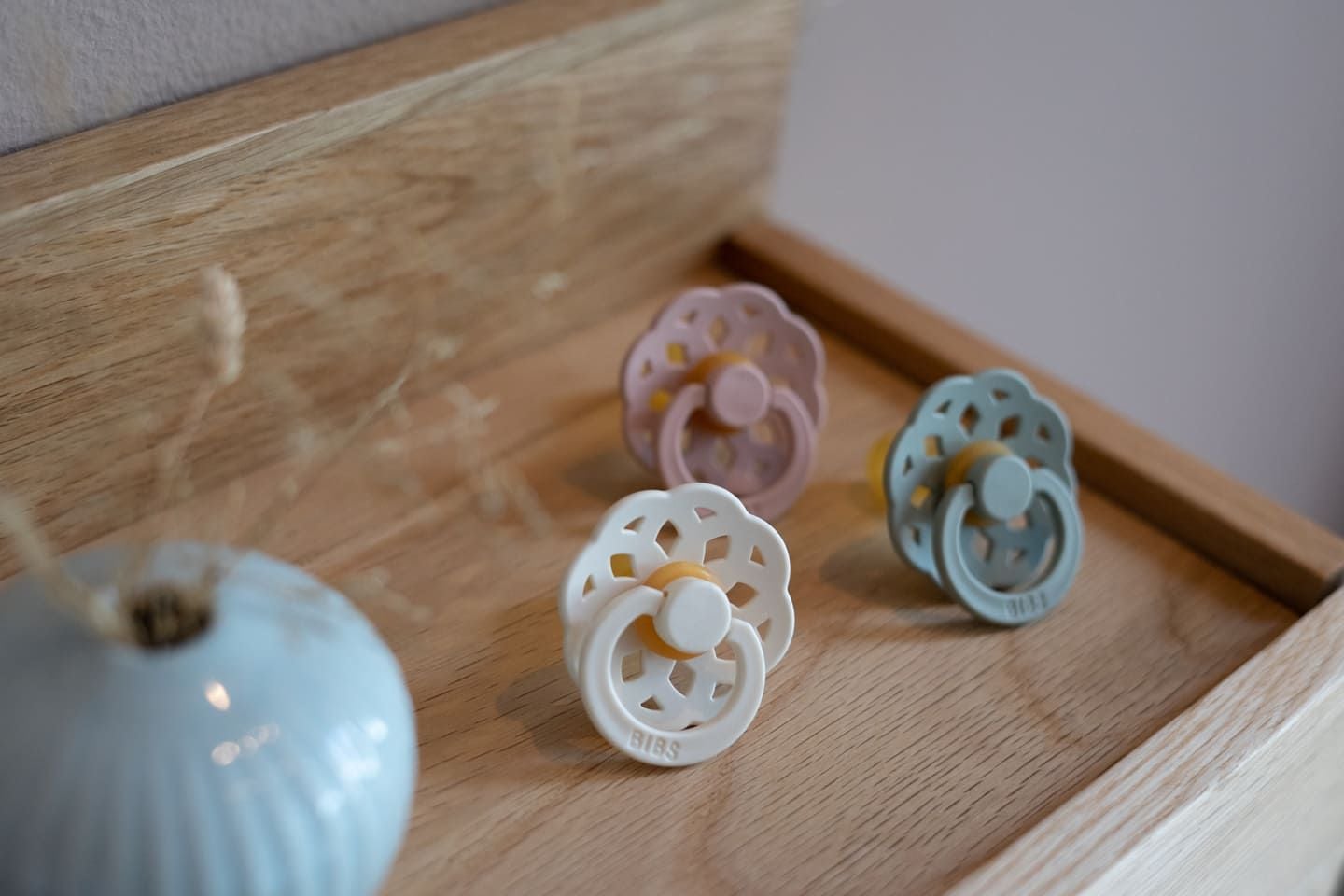 Пустушка Boheme Latex біла 6-18(р)