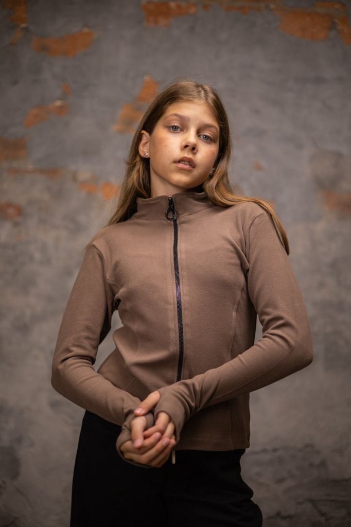 1536 коричневий 146(р)