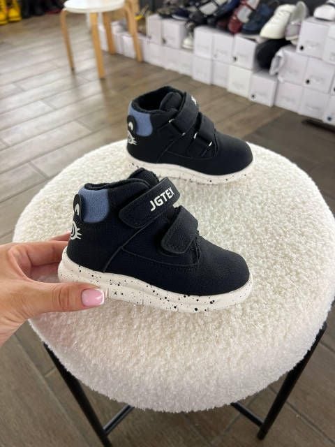 Взуття хайтоп A31016-0 чорий 24(р)