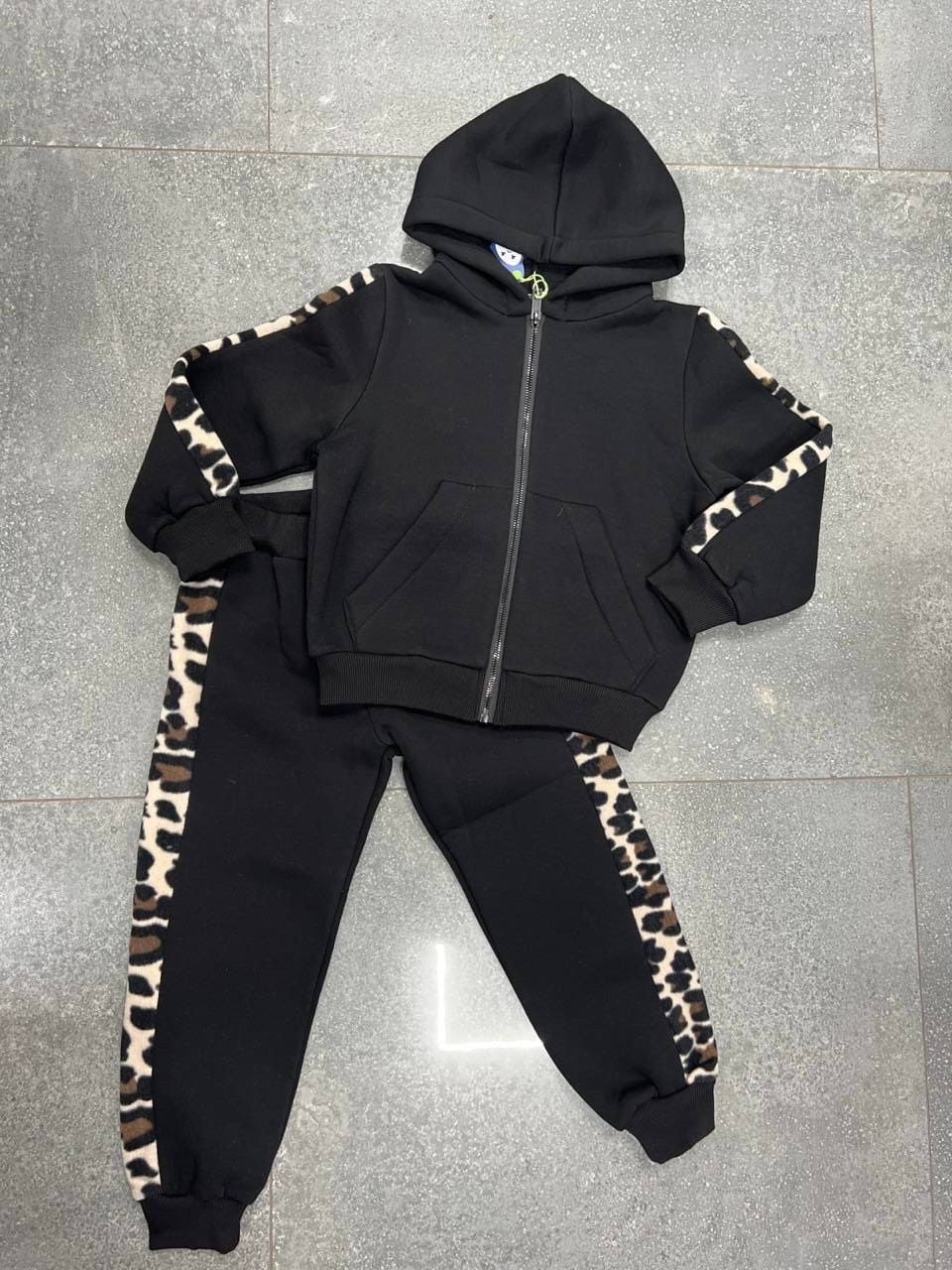 Костюм 555469 чорний 110(р)