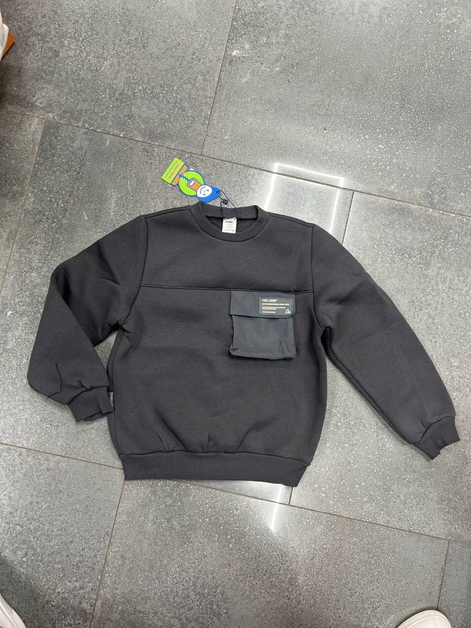 555477 сірий 140(р)