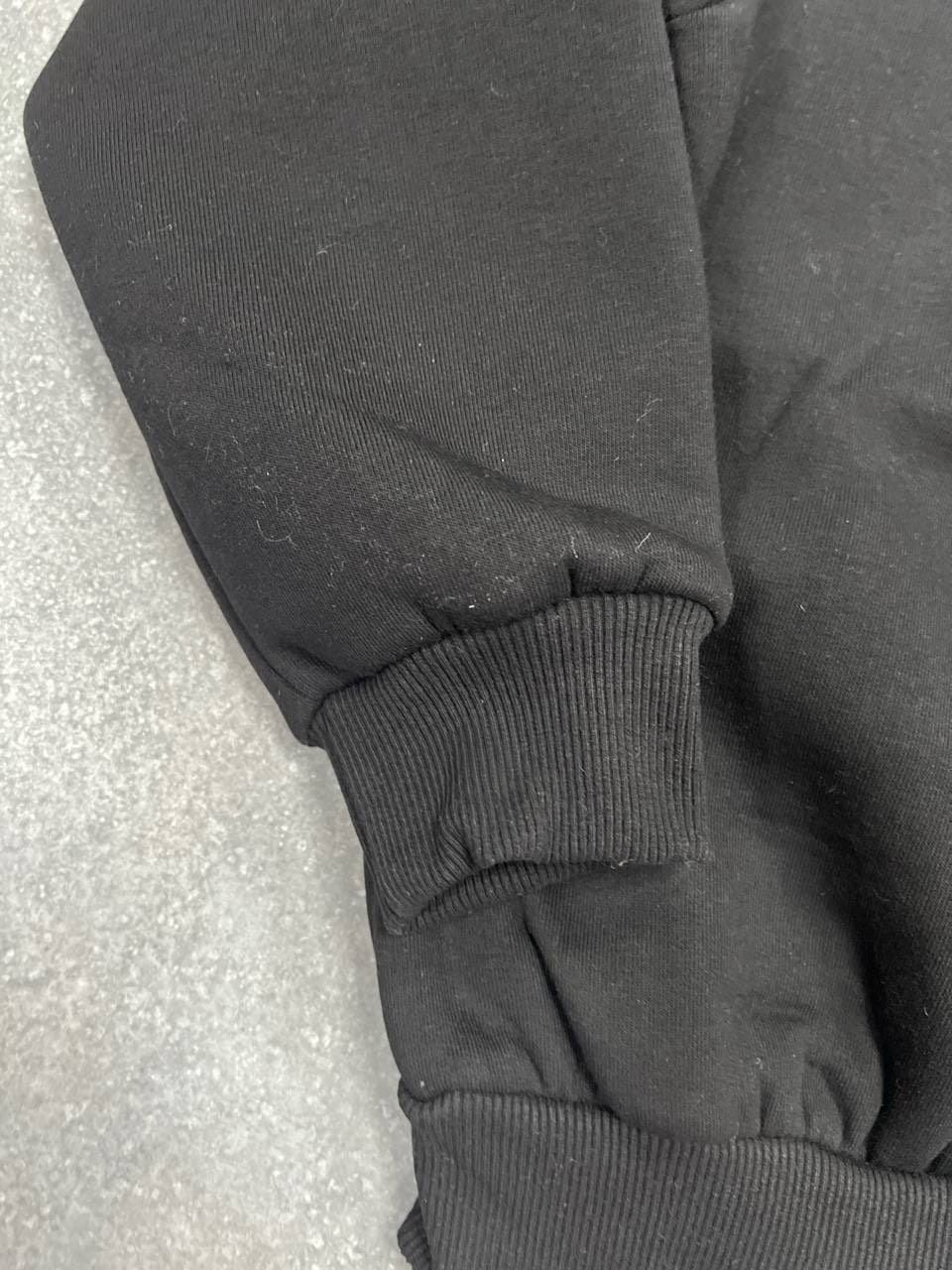 555477 чорний 146(р)