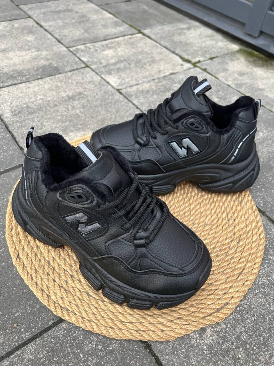 Взуття dm*17 чорний 39(р)