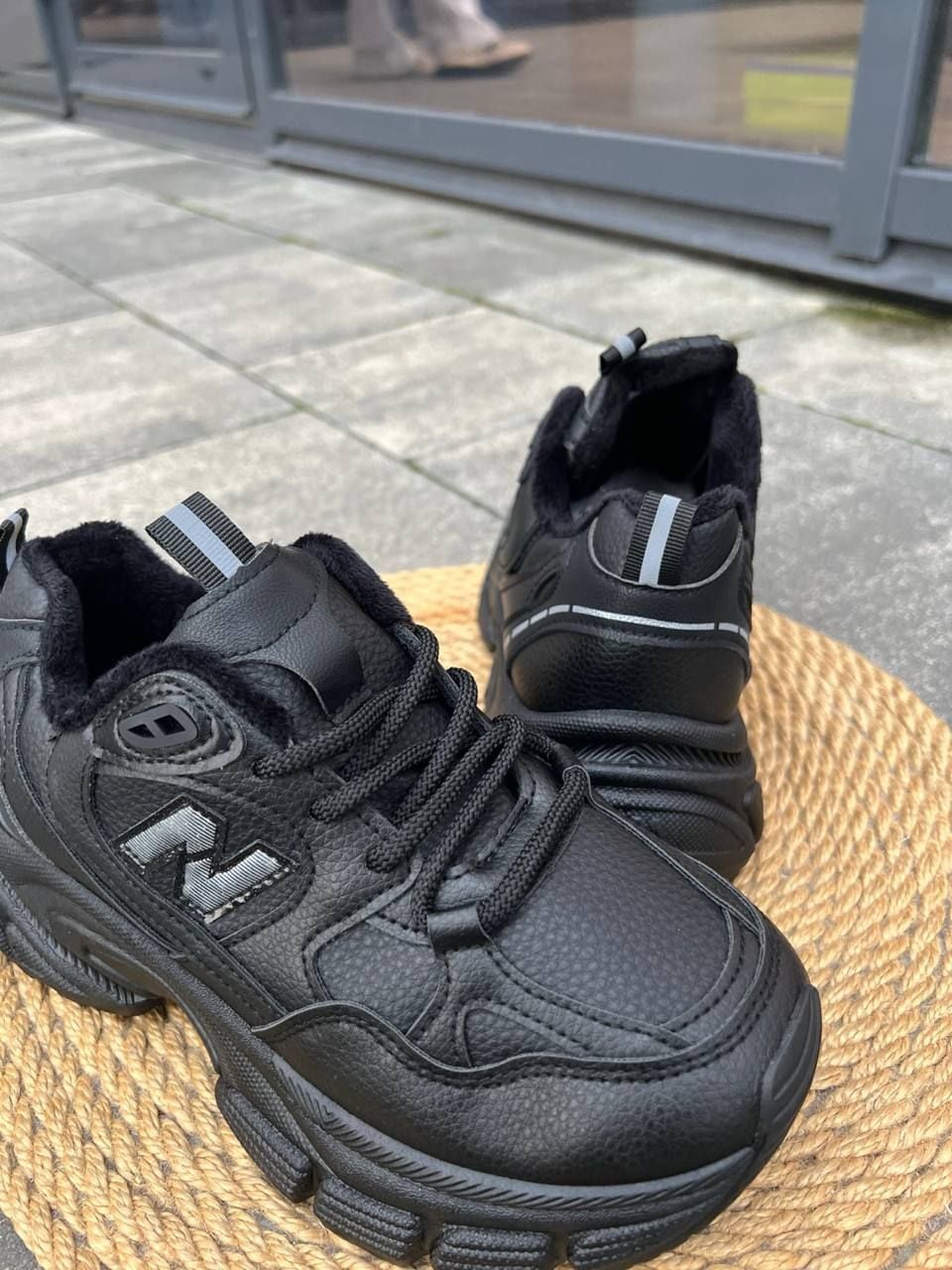 Взуття dm*17 чорний 39(р)