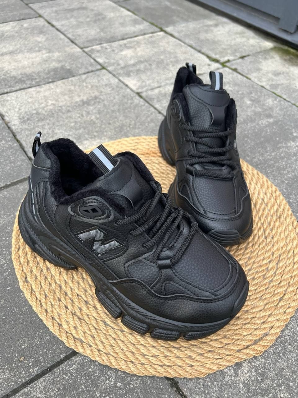 Взуття dm*17 чорний 39(р)