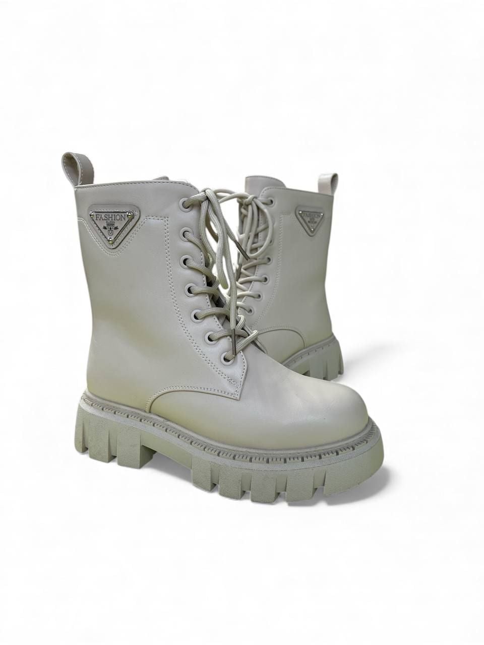 Взуття черевички 583-2 бежевий 33(р)