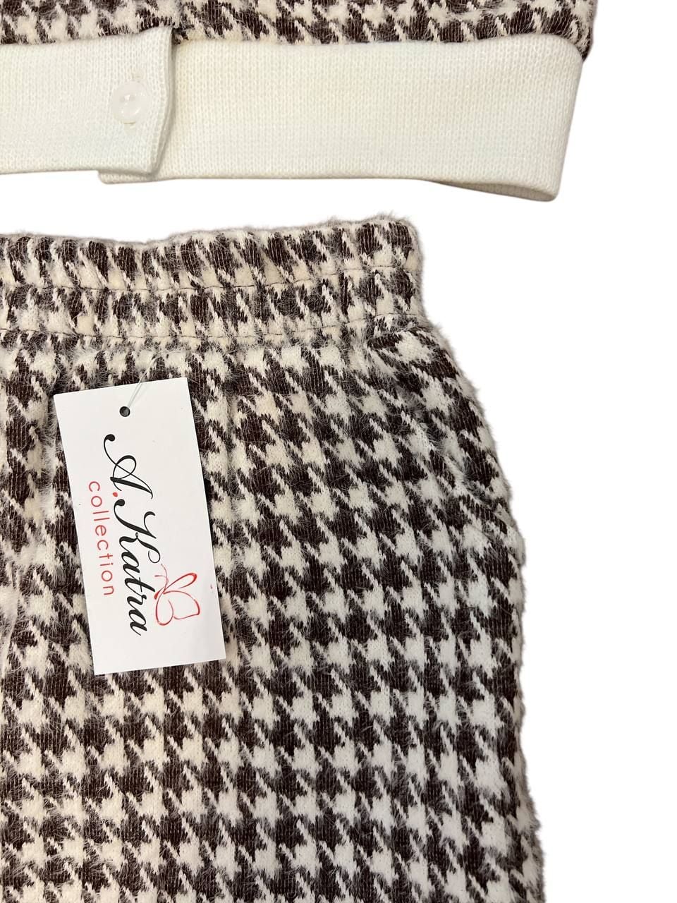 Костюм шанель молочний 122(р)