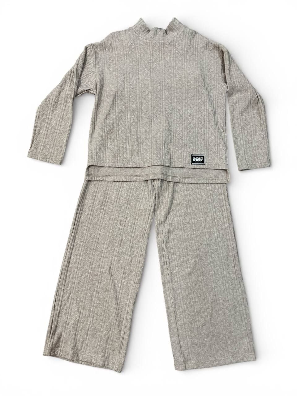 Костюм 13.56 сірий меланж 158(р)