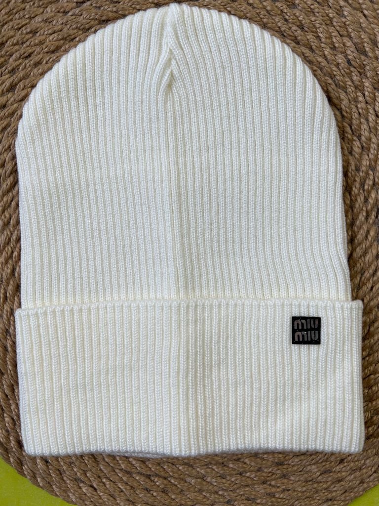 Головні убори Весна-Осінь 223 молочний