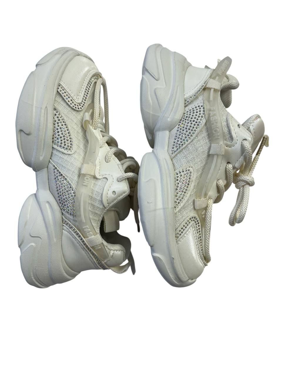 Взуття А2402 молочний 31(р)