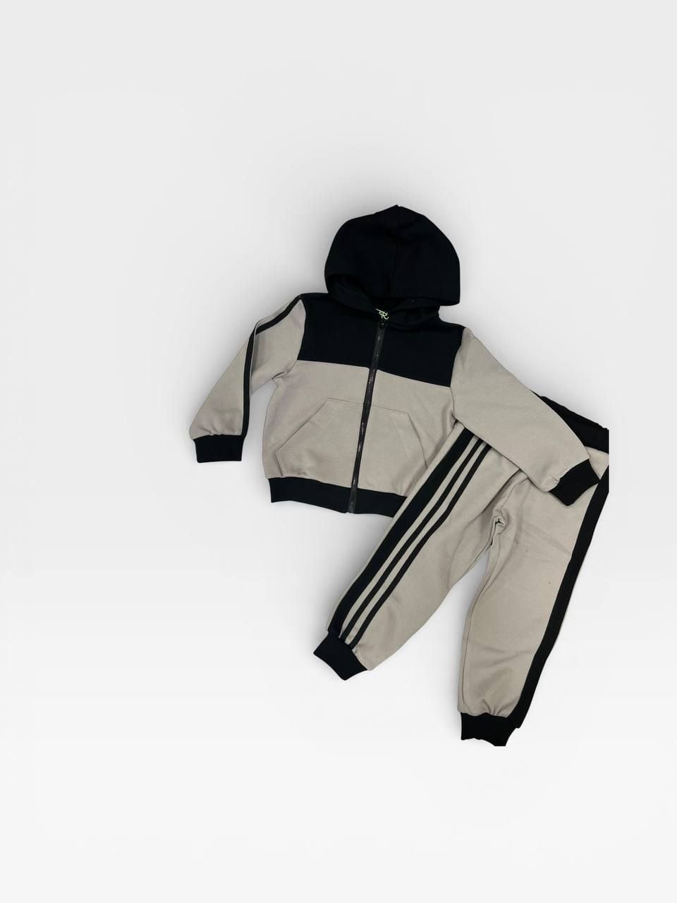 Костюм спортивний 555529 сірий 122(р)