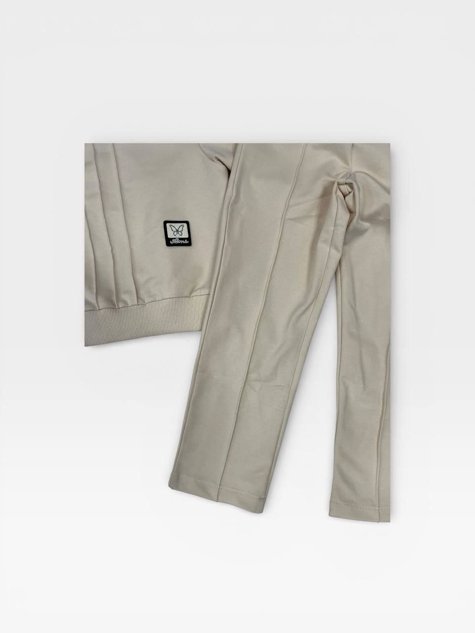 Костюм 555511 бежевий 104(р)