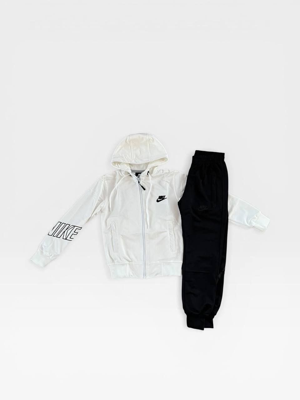 Костюм спортивний Хлопчик 24560 білий 134(р)