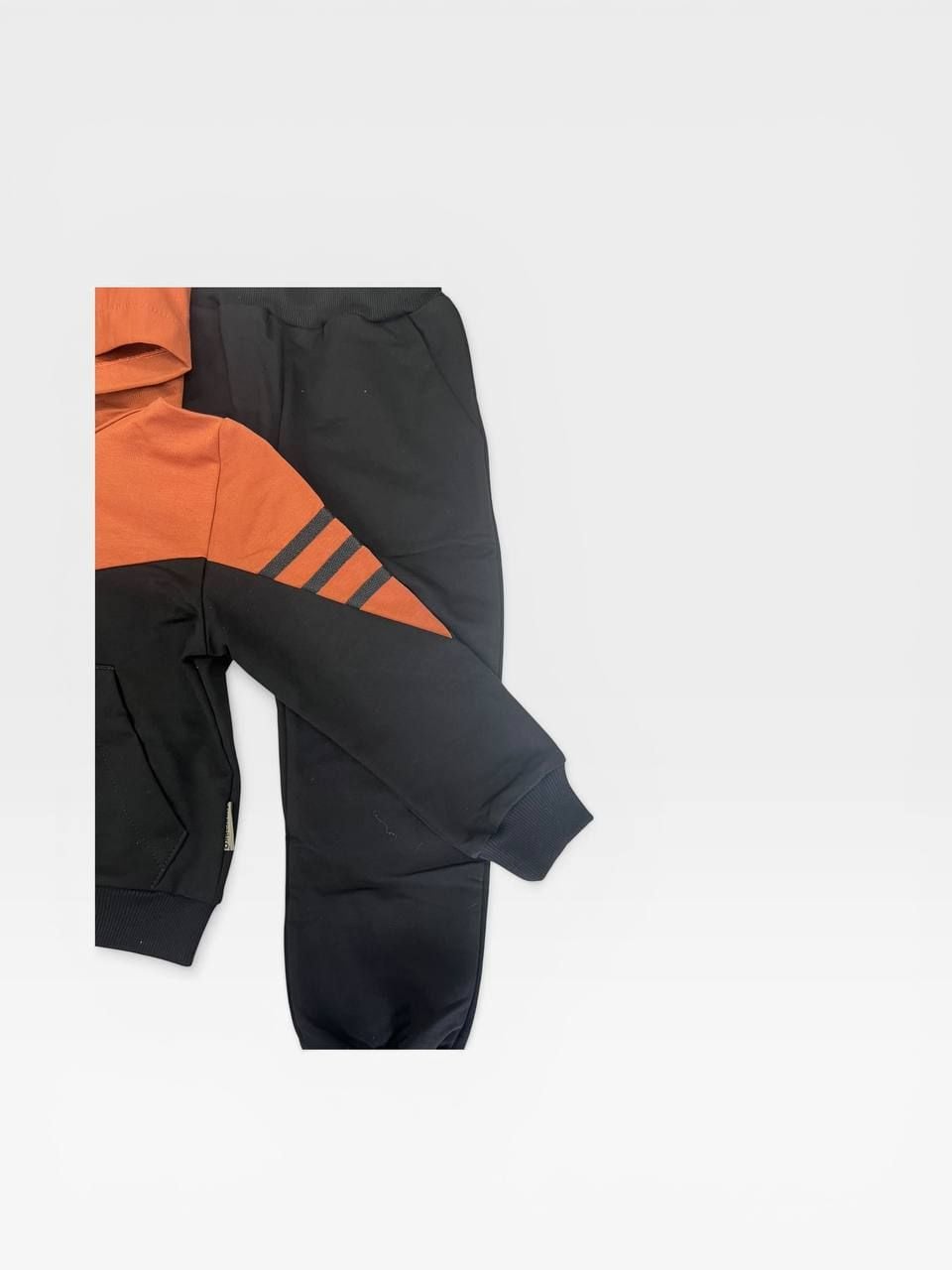 Костюм спортивний 555540 капучино 110(р)